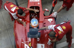 Hamilton fastest ahead of Button in first practice at Italian GP; Rosberg 3rd best | iNFOnews.ca CP29764043