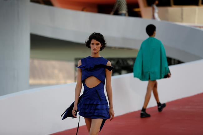Vuitton show draws fashion world to crisis-hit Brazil | iNFOnews.ca