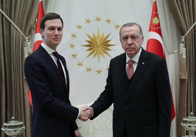 Report says Trump demanded top-secret clearance for Kushner | iNFOnews.ca