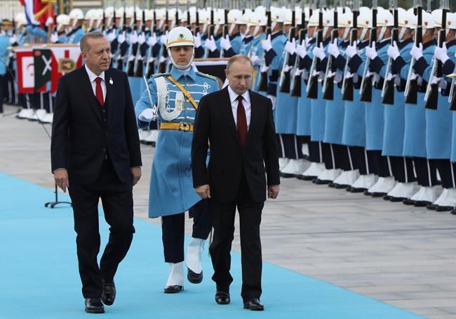 In familiar dance, Turkey warms to Russia as US ties unravel | iNFOnews.ca