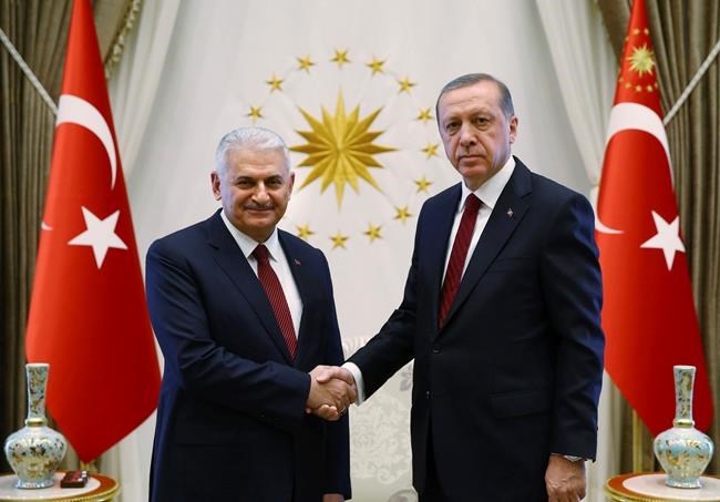 Seeking greater powers, Erdogan chairs Cabinet's 1st meeting | iNFOnews.ca
