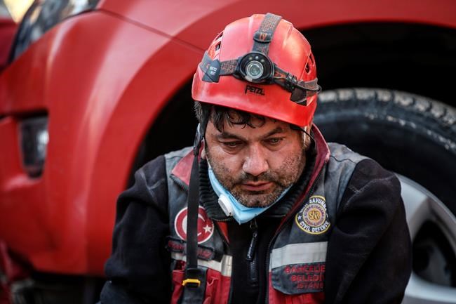 2 children pulled alive in dramatic Turkey quake rescues | iNFOnews.ca