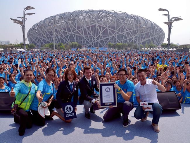 In sync: Over 31,000 in China set world dance record | iNFOnews.ca