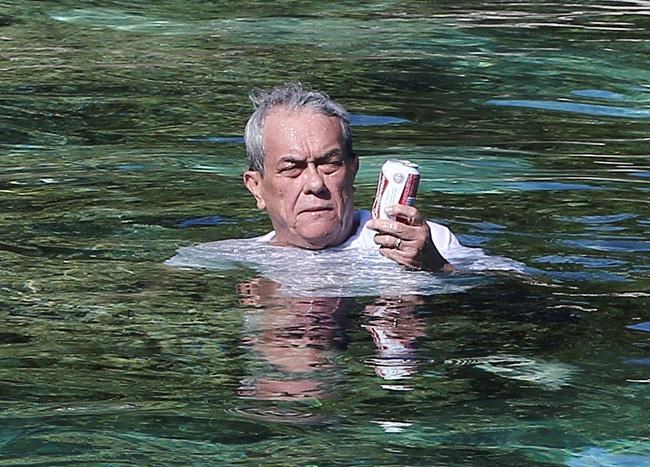 Tony de Brum, global voice for fighting climate change, dies | iNFOnews.ca Tony de Brum, global voice for fighting climate change, dies | iNFOnews.ca