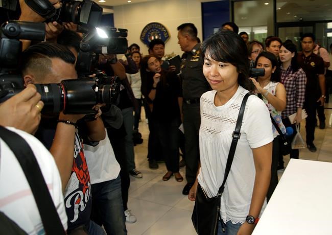 Thai police question British writer's wife over royal photos | iNFOnews.ca