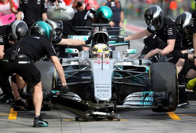 Hamilton fastest in 1st practice sessions for Australian GP | iNFOnews.ca
