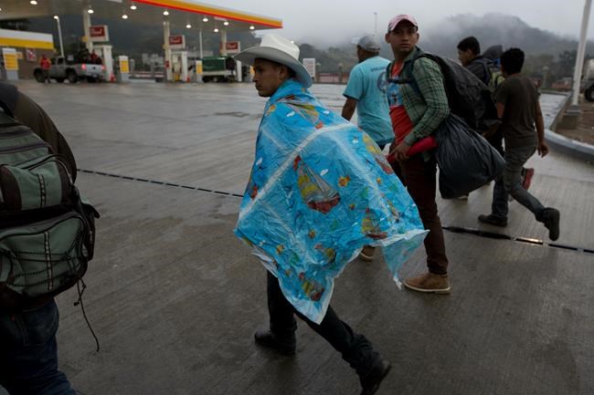 After crossing into Guatemala, migrants set sights on Mexico | iNFOnews.ca