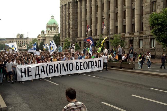 Serbs protest demolitions for UAE-investment project | iNFOnews.ca Serbs protest demolitions for UAE-investment project | iNFOnews.ca