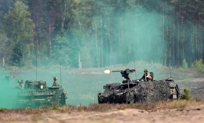 German FM warns against 'saber-rattling' toward Russia | iNFOnews.ca CP1970422738