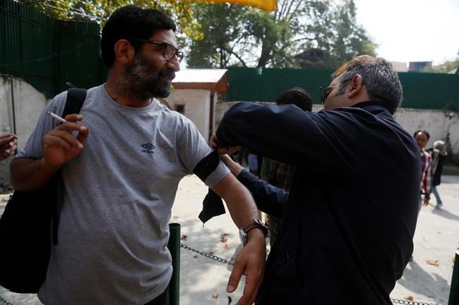 Journalists in Kashmir protest India's curbs on press | iNFOnews.ca Journalists in Kashmir protest India's curbs on press | iNFOnews.ca