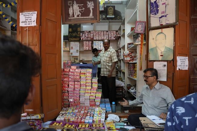 India hopes 'green' fireworks, light show dim Diwali impact | iNFOnews.ca India hopes 'green' fireworks, light show dim Diwali impact | iNFOnews.ca