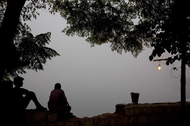 Other Indian cities join Delhi in air pollution emergency | iNFOnews.ca