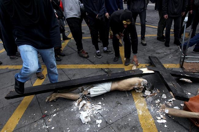 Chile: Catholic church looted by hooded vandals | iNFOnews.ca