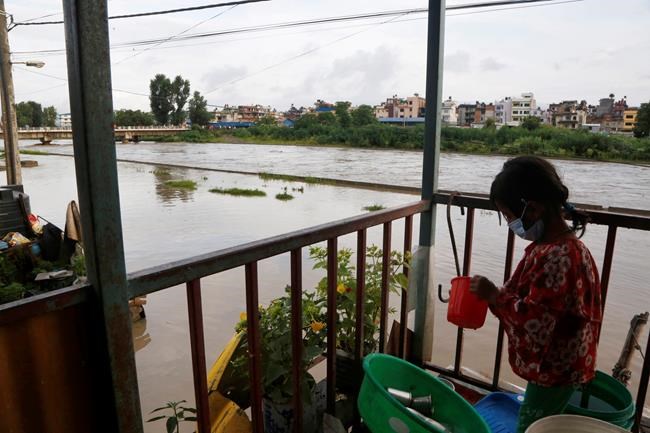 Landslides, flooding block main highway to Nepal's capital | iNFOnews.ca
