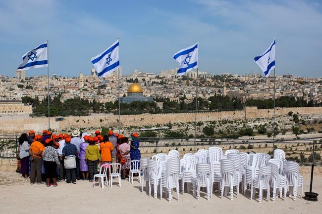 Israel marks sombre Memorial Day for fallen soldiers | iNFOnews.ca CP780299694