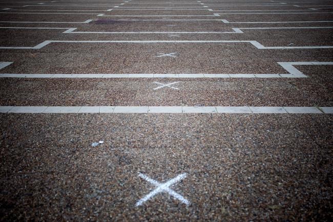 Chalk marks, discipline aid mass protest in virus-era Israel | iNFOnews.ca