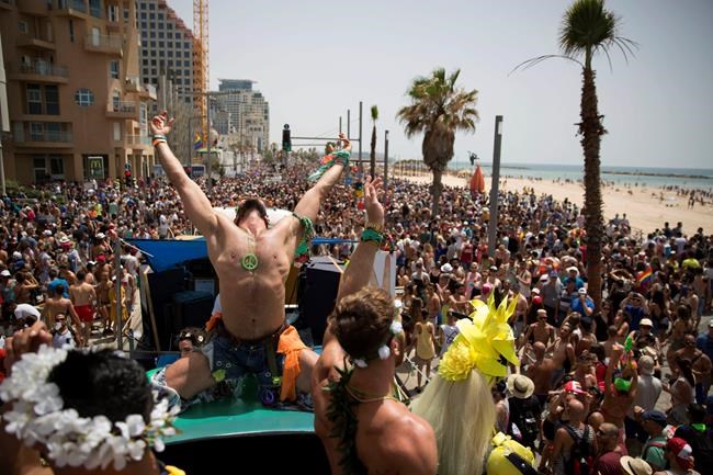 200,000 party at Tel Aviv Gay Pride Parade, region's biggest | iNFOnews.ca