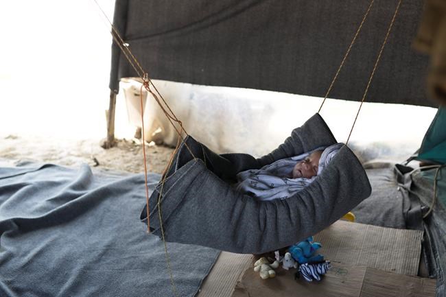 Study: Migrant-smuggling worth up to $6 billion in 2015 | iNFOnews.ca