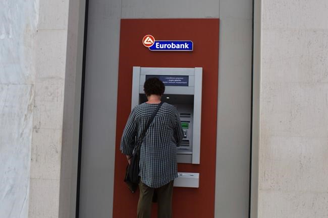 Greek bank shares tumble amid fears over bad loans | iNFOnews.ca