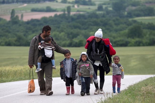 EU extends border controls in Austria, Germany, Scandinavia | iNFOnews.ca