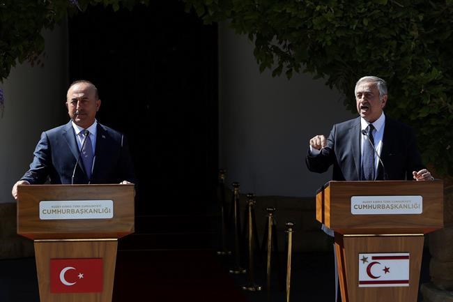 Turkey's FM wants no conditions for Cyprus peace summit | iNFOnews.ca