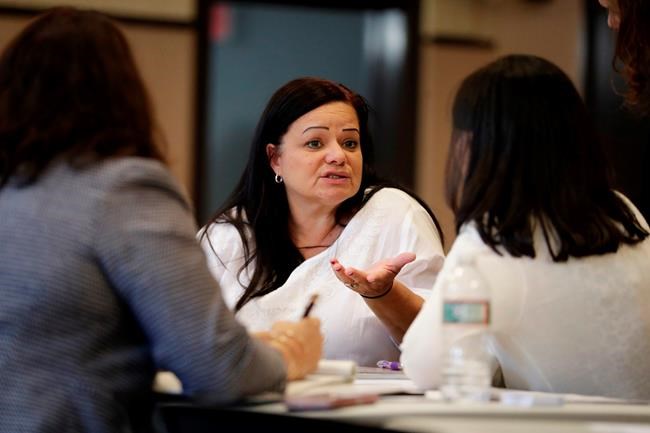 US mainland politicians wooing Puerto Ricans who fled storm | iNFOnews.ca CP1182061178