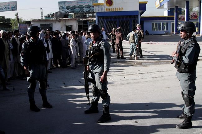 Taliban attack buses in south Afghanistan, abduct 60 people | iNFOnews.ca