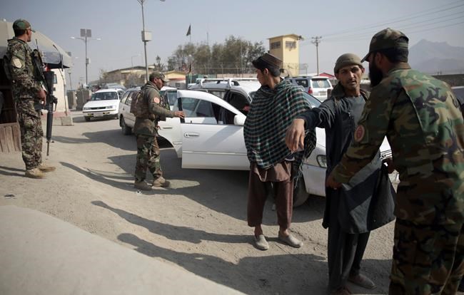 Afghan officials: Taliban kill 30 policemen in west province | iNFOnews.ca