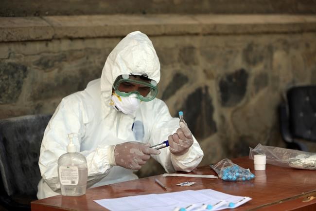 With test results lost, an Afghan family fell to virus | iNFOnews.ca