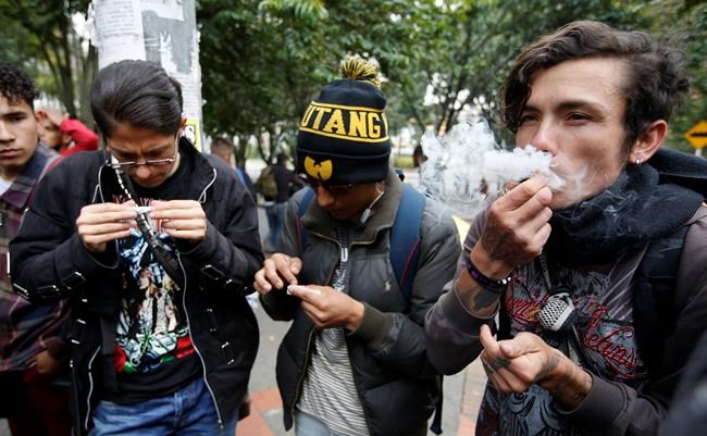 Riot police break up marijuana 'smoke-a-thon' in Colombia | iNFOnews.ca