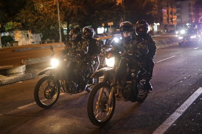 Colombians continue protest, banging pots and pans at night | iNFOnews.ca
