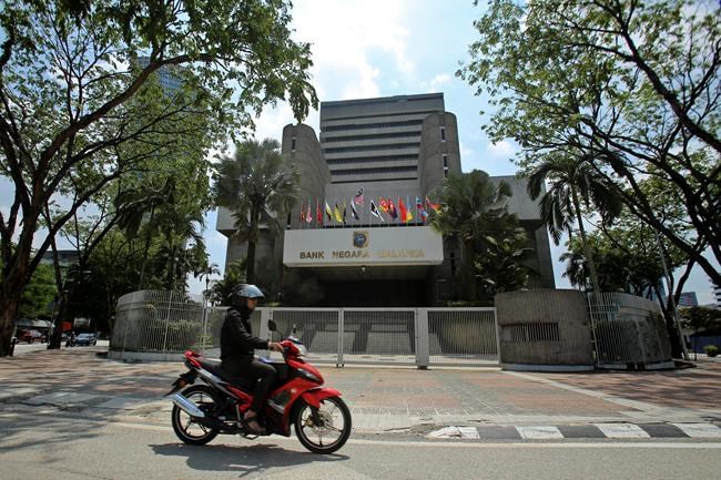 Malaysia's central bank governor quits amid land deal furor | iNFOnews.ca