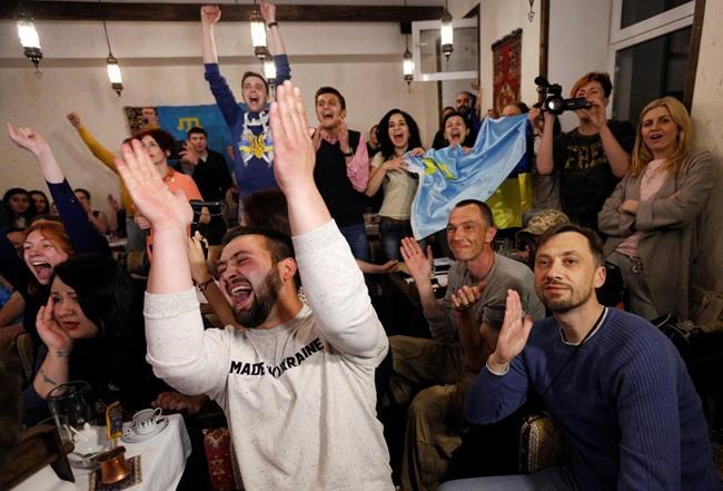 Crimean Tatars celebrate Eurovision win, Russians cry foul | iNFOnews.ca Crimean Tatars celebrate Eurovision win, Russians cry foul | iNFOnews.ca