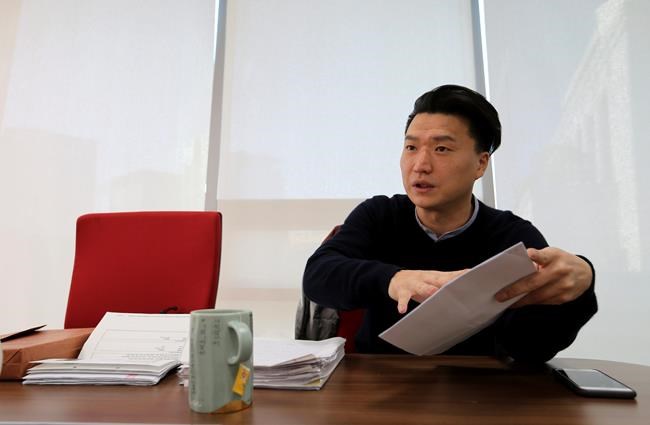 AP Exclusive: Adoptee deported by US sues S. Korea, agency | iNFOnews.ca