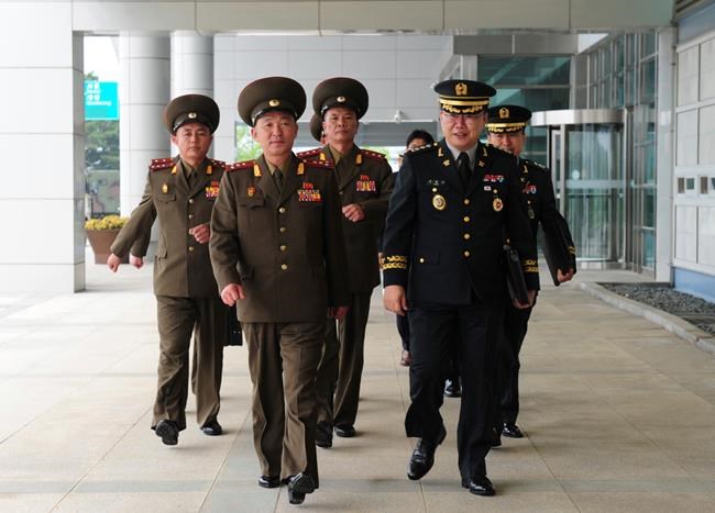 Koreas discuss removing North's artillery from tense border | iNFOnews.ca