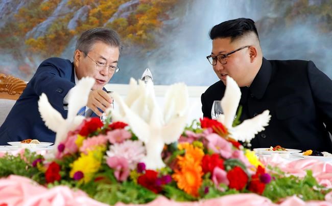Koreas' leaders agree on military, nuclear steps | iNFOnews.ca