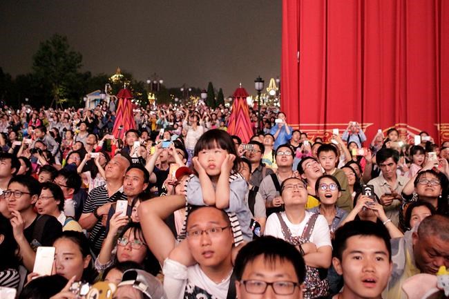 Shanghai evicts small polluters for Disney theme park | iNFOnews.ca Shanghai evicts small polluters for Disney theme park | iNFOnews.ca