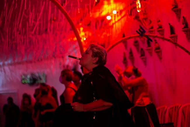 With Carnival scrapped, Rio’s Sambadrome hosts vaccinations | iNFOnews.ca With Carnival scrapped, Rio’s Sambadrome hosts vaccinations | iNFOnews.ca
