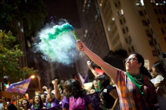 Hundreds of women march in Rio to demand legal abortion | iNFOnews.ca Hundreds of women march in Rio to demand legal abortion | iNFOnews.ca