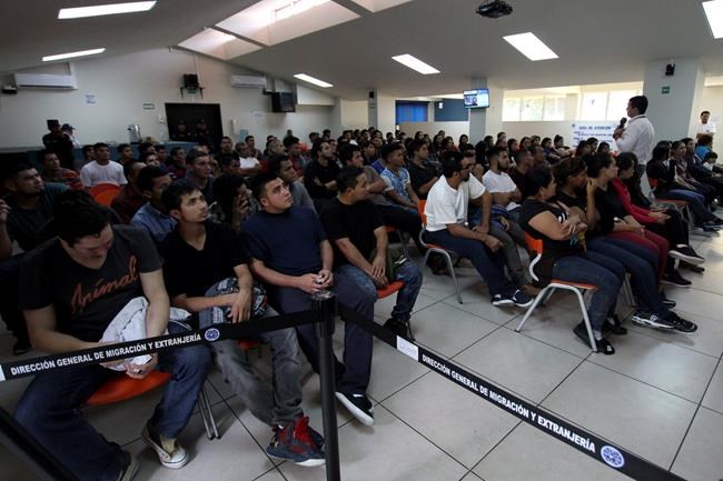 Thousands deported to Central America after fleeing gangs | iNFOnews.ca CP1826176416