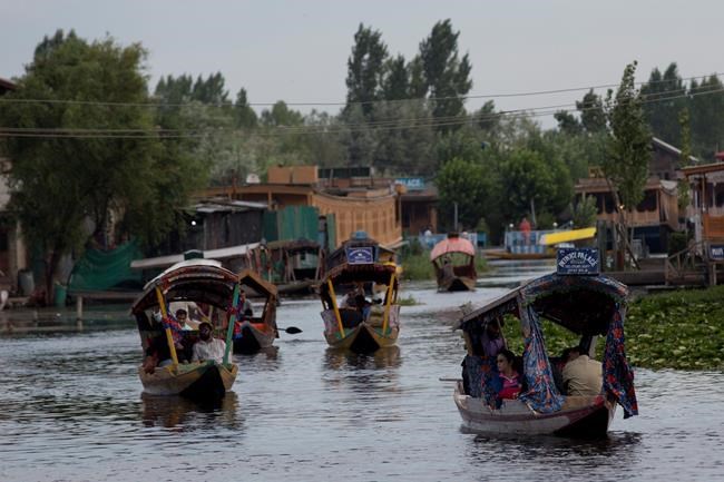 India to allow tourists back into locked-down Kashmir | iNFOnews.ca India to allow tourists back into locked-down Kashmir | iNFOnews.ca
