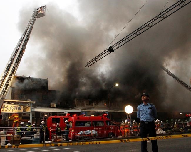 Firefighters battle blaze at Tokyo's famed Tsukiji market | iNFOnews.ca Firefighters battle blaze at Tokyo's famed Tsukiji market | iNFOnews.ca
