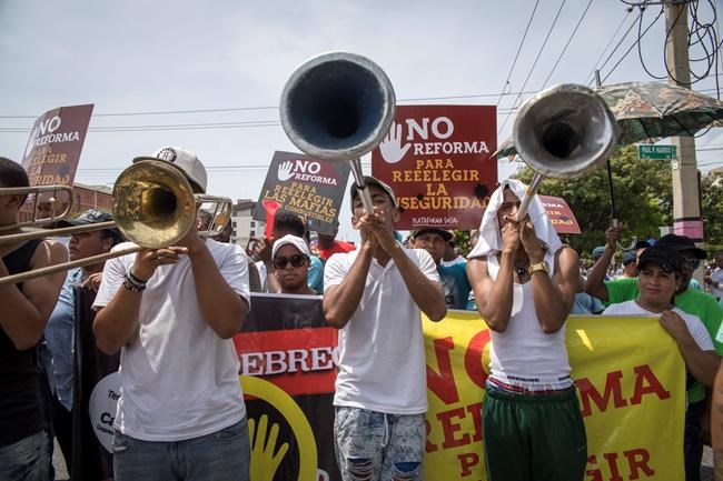 Dominican Republic mulls constitutional change amid protests | iNFOnews.ca Dominican Republic mulls constitutional change amid protests | iNFOnews.ca