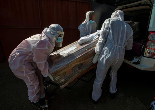 South Africa sees rise in virus cases; Zimbabwe sets curfew | iNFOnews.ca South Africa sees rise in virus cases; Zimbabwe sets curfew | iNFOnews.ca