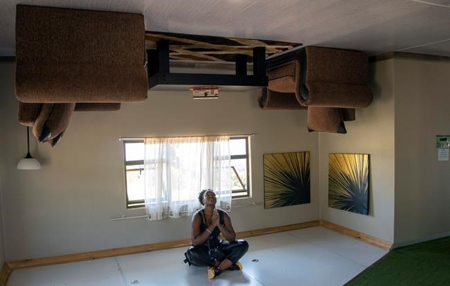 South Africa's 'upside down' house attracts tourists | iNFOnews.ca