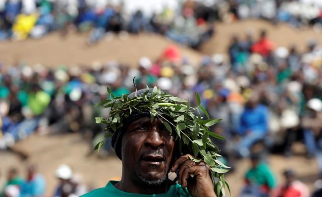 Thousands of miners mark South Africa shooting anniversary | iNFOnews.ca Thousands of miners mark South Africa shooting anniversary | iNFOnews.ca