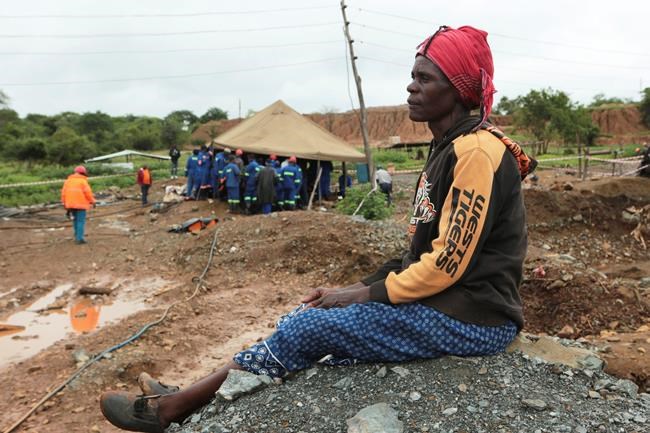 24 bodies found after Zimbabwe mine disaster; search goes on | iNFOnews.ca