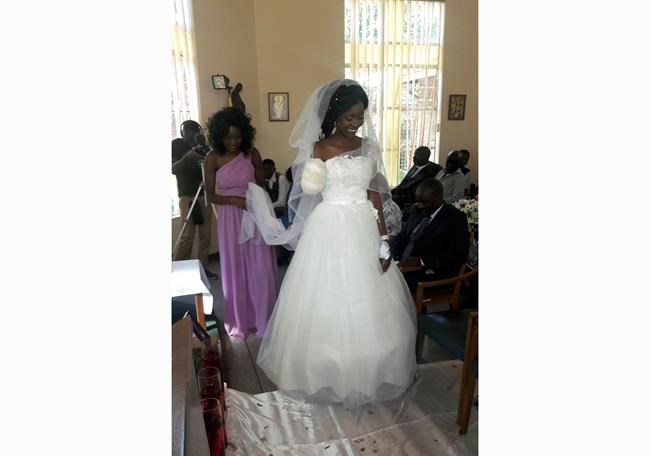 Zimbabwe couple weds after crocodile bites off bride's arm | iNFOnews.ca