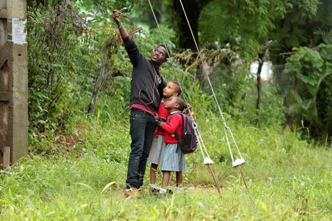 Zimbabwe's teachers report intimidation as strike begins | iNFOnews.ca