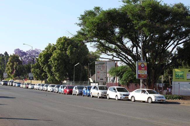 Zimbabwe faces its worst economic crisis in a decade | iNFOnews.ca Zimbabwe faces its worst economic crisis in a decade | iNFOnews.ca